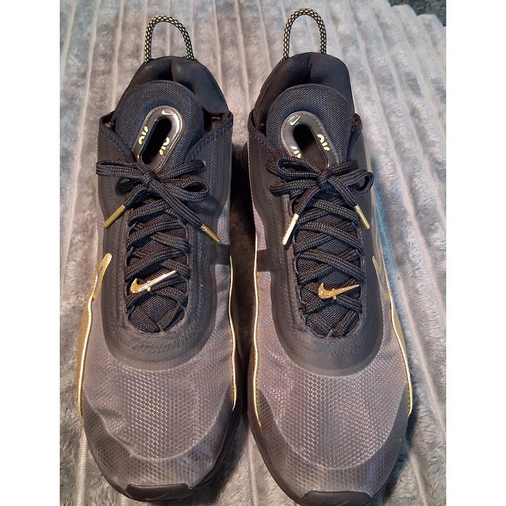 Nike Air Max 2090 Black Metallic Gold Mens Size 15 Athletic Running DC2191-001